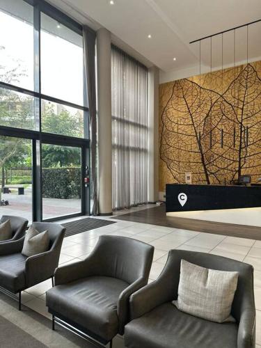 Menlyn Maine Luxury Rentals 0*