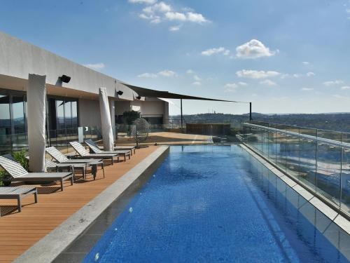 Menlyn Maine Luxury Rentals 0*