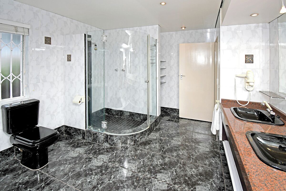 Orchids Lodge 0*