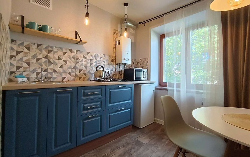 Дунаевского 7 0*