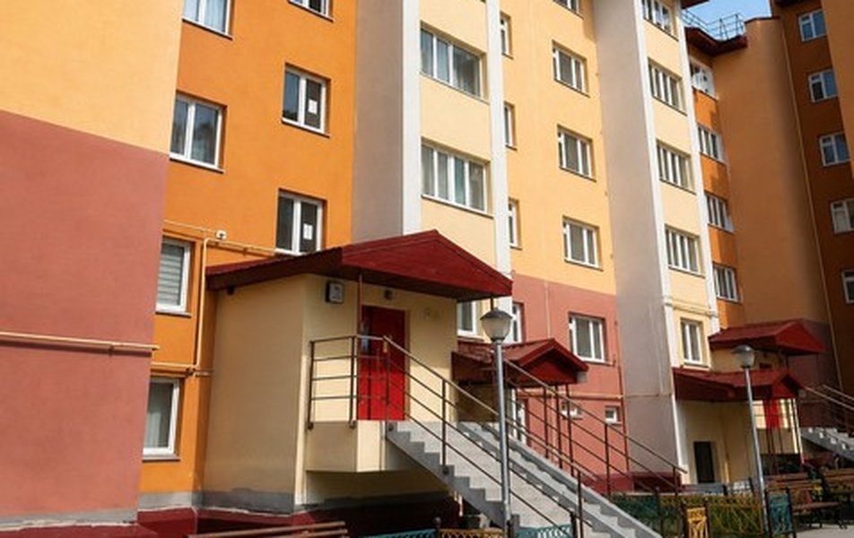 Четыре сезона в мкр. Оптимистов 10\/1 2*