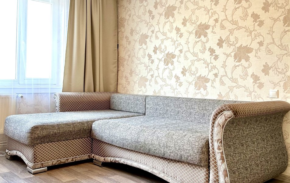 Четыре сезона в мкр. Оптимистов 3к1 2*