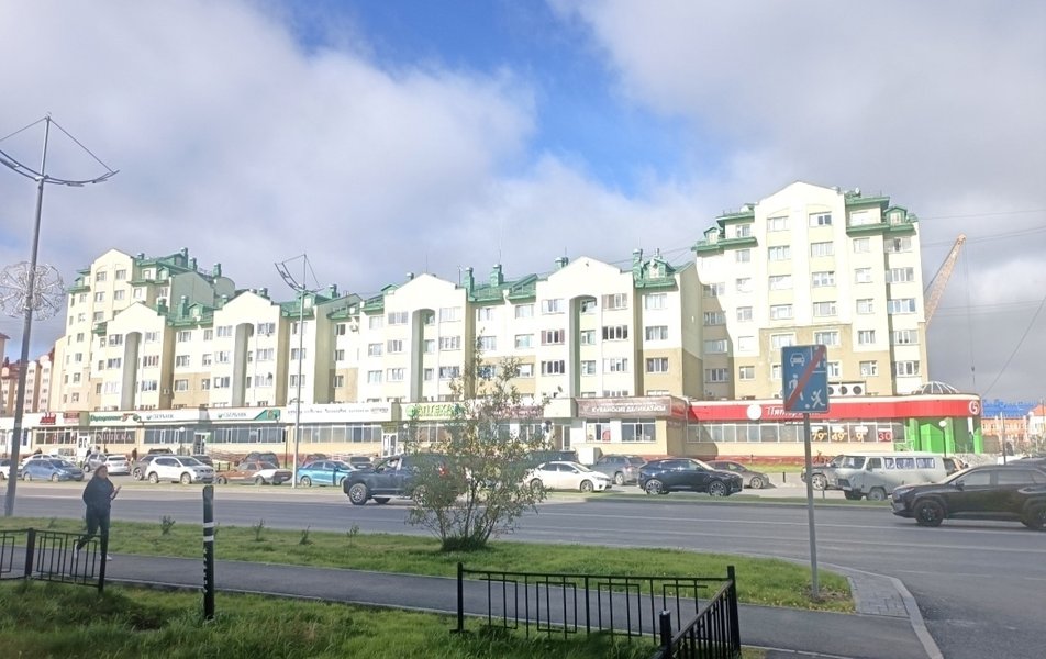 Четыре сезона в мкр. Оптимистов 3к1 2*