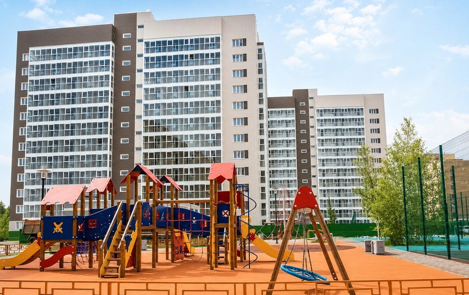 Четыре сезона в мкр. Дружба 4\/2 2*