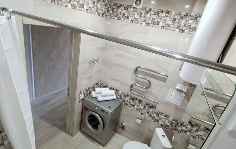 Уютные квартиры Омска, ул Красный Путь, д 101 к 1 0*