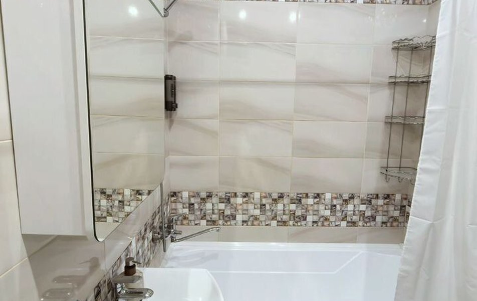 Уютные квартиры Омска, ул Красный Путь, д 101 к 1 0*