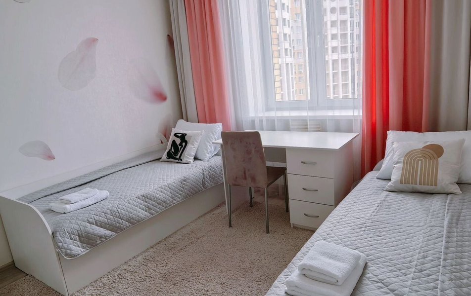 Уютные квартиры Омска, ул Красный Путь, д 101 к 1 0*