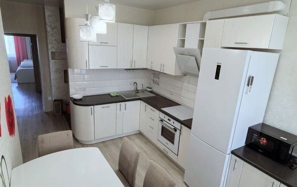 Уютные квартиры Омска, ул Красный Путь, д 101 к 1 0*