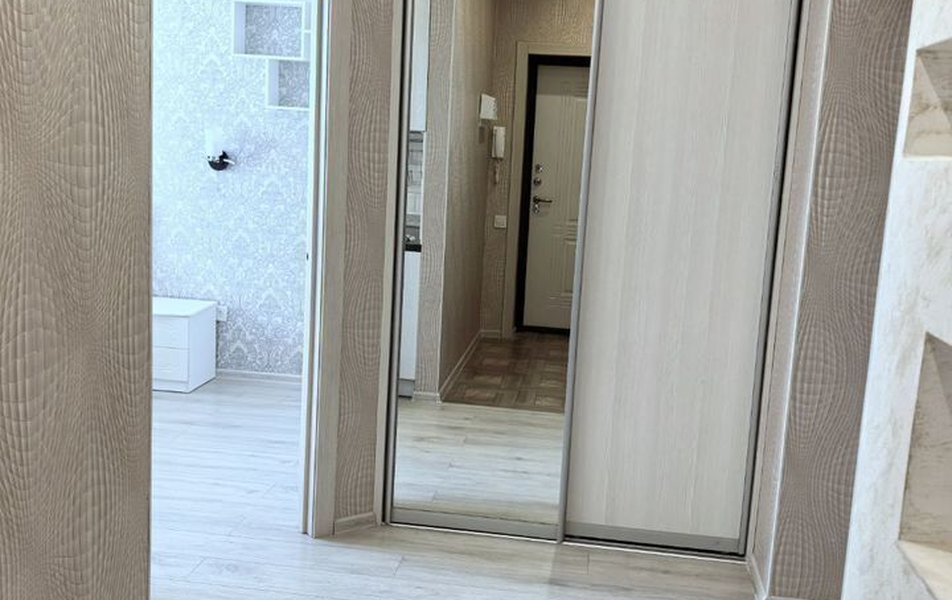 Уютные квартиры Омска, ул Красный Путь, д 101 к 1 0*