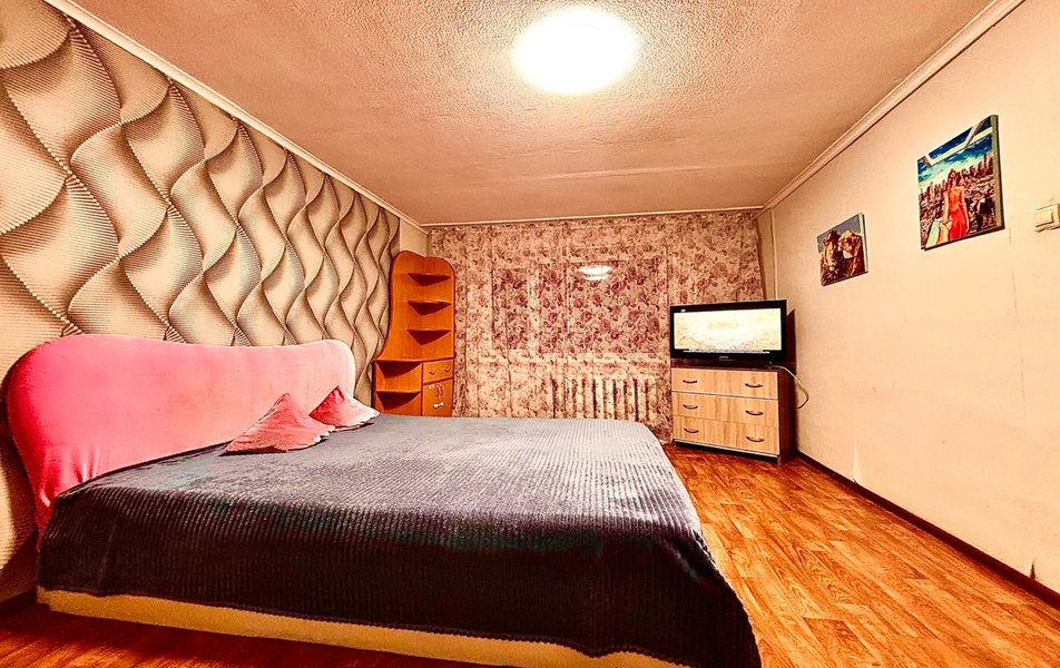 Сутки на Мира 36А 1*