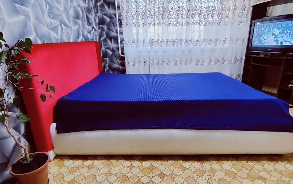 Сутки на Мира 36А 1*