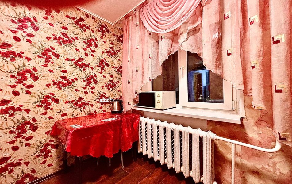 Сутки на Мира 36А 1*