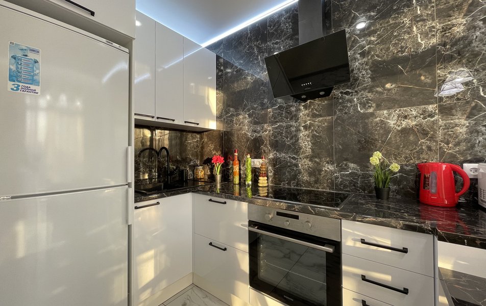 СУТКИ УФА Чапаева 10 0*