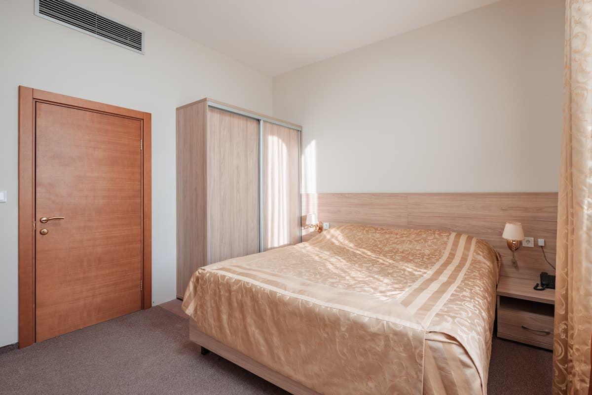 Санаторий Юг 3*