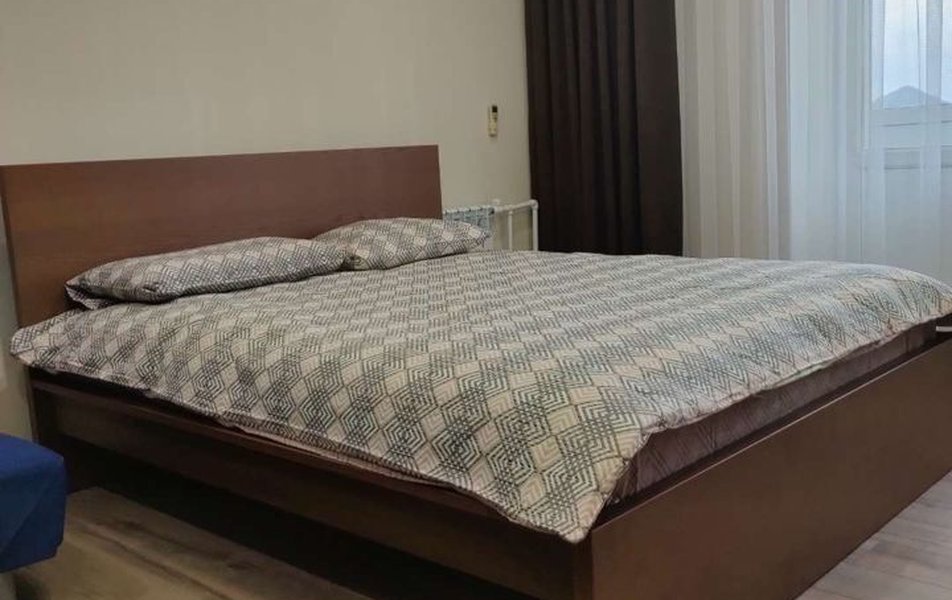 На Индустриальной 1А 3*