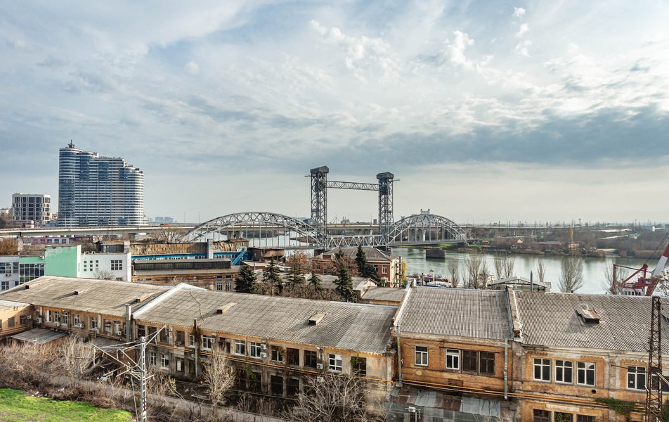 АРТ на Привокзальной 3 к1 3*