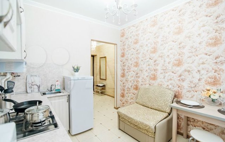 Флэт 40 на Пухова 31 3*