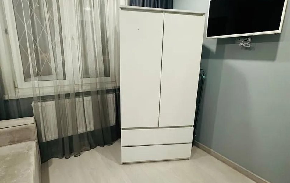 На Адоратского 15 3*