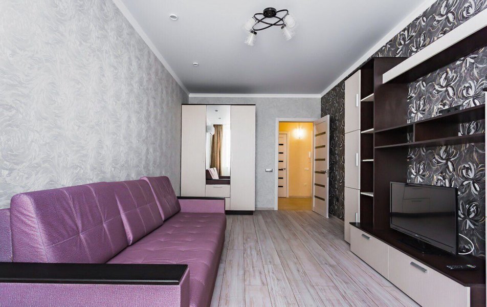 Алира на Гвардейском 13 3*