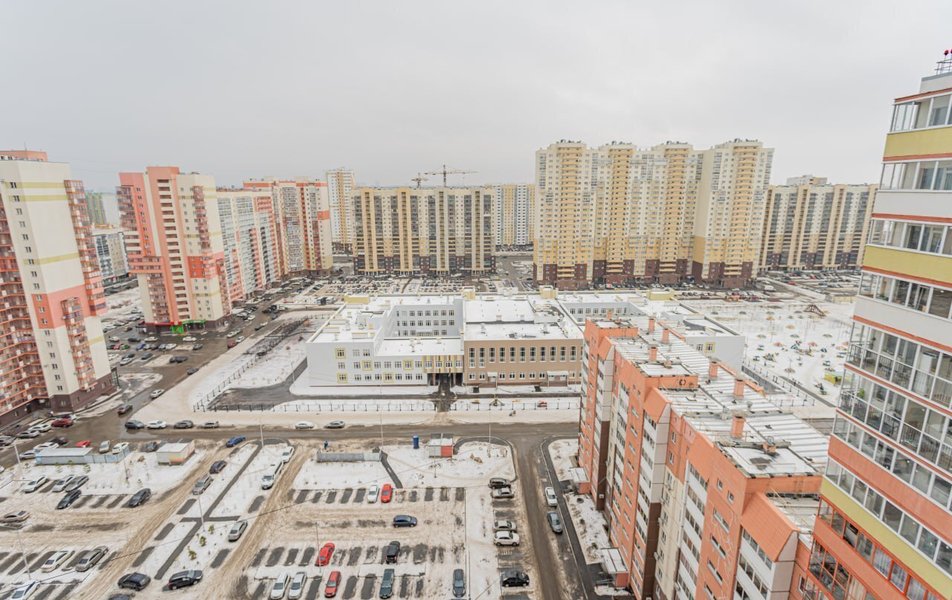 На Братьев Кашириных 3*