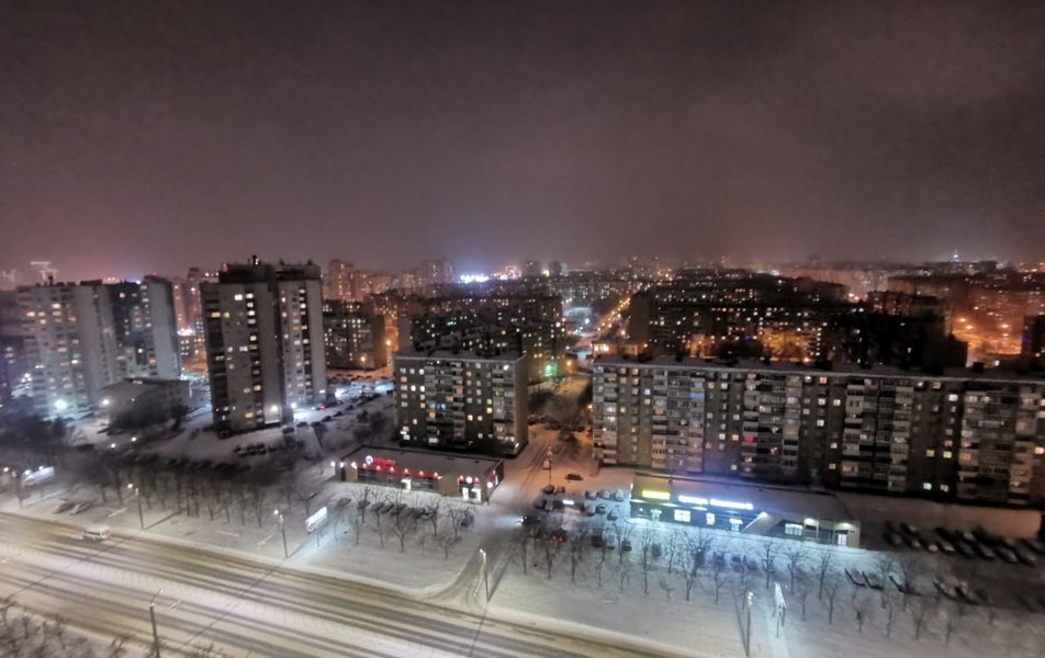 На Братьев Кашириных 3*
