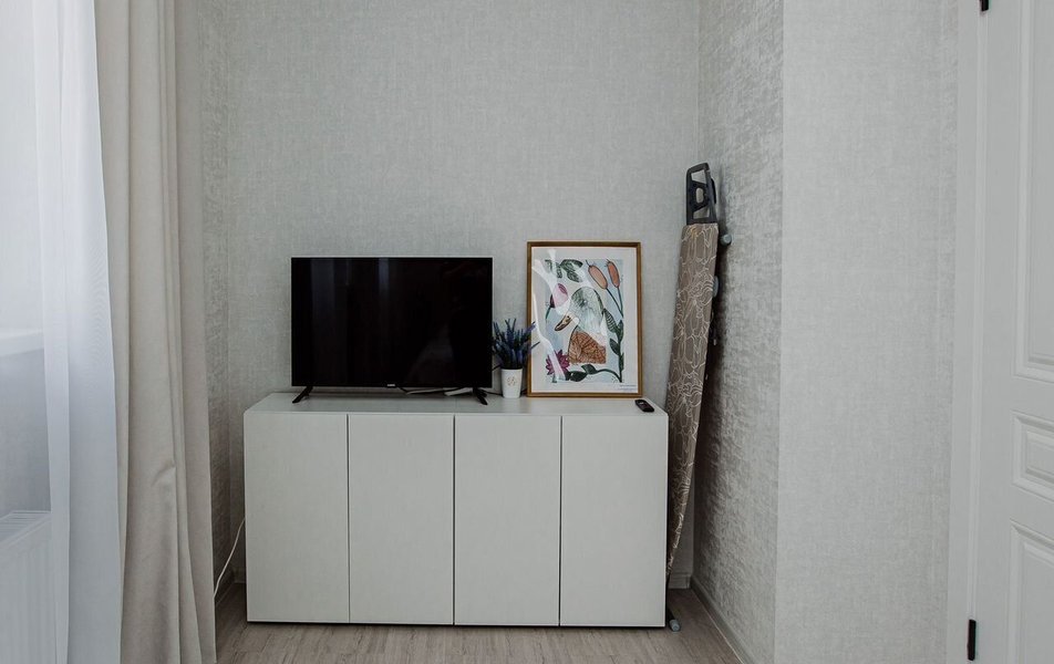 Алира на Доломановском 82 3*