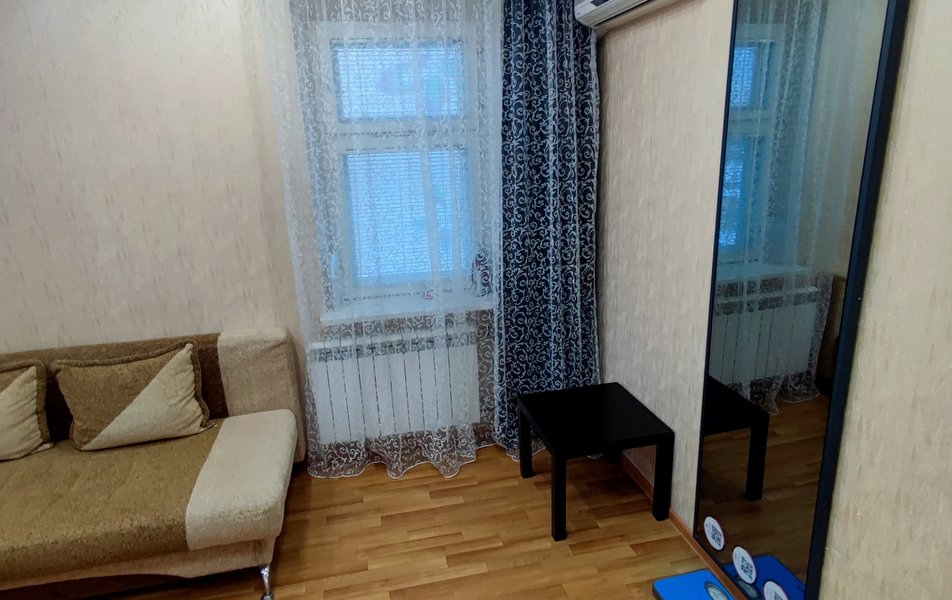 На Раскольникова 21 3*