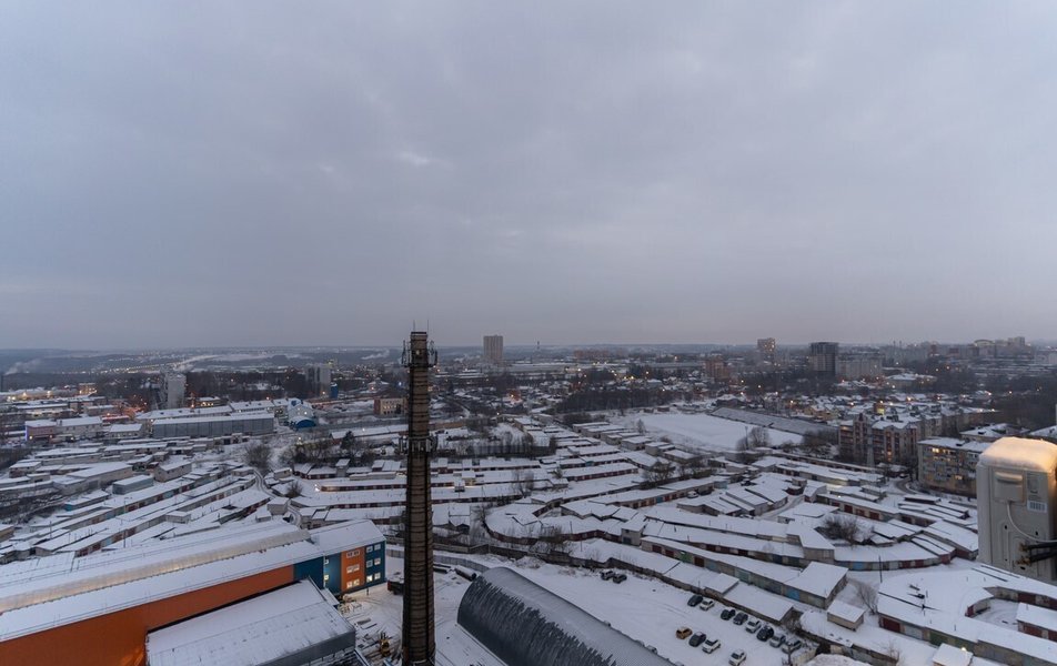 Флэт 40 на Хрустальном 29 3*