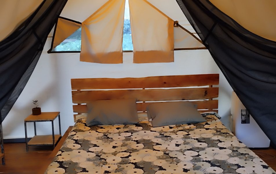 Лагонаки Глэмп 3*
