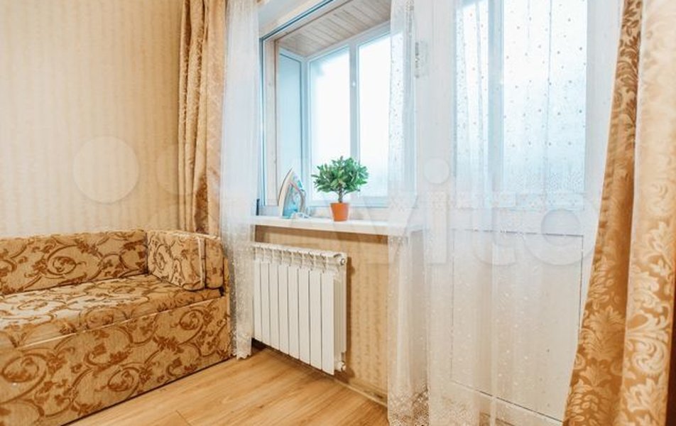 Флэт 40 на Октябрьской 10 3*