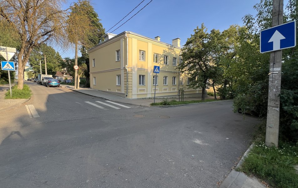 Флэт 40 на Воскресенской 21 3*