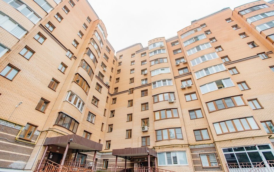 Флэт 40 на Болдина 12а 3*