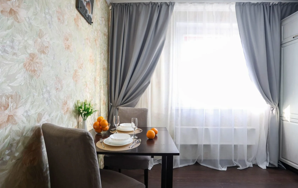 Пять звезд на Мира 60к6 2*