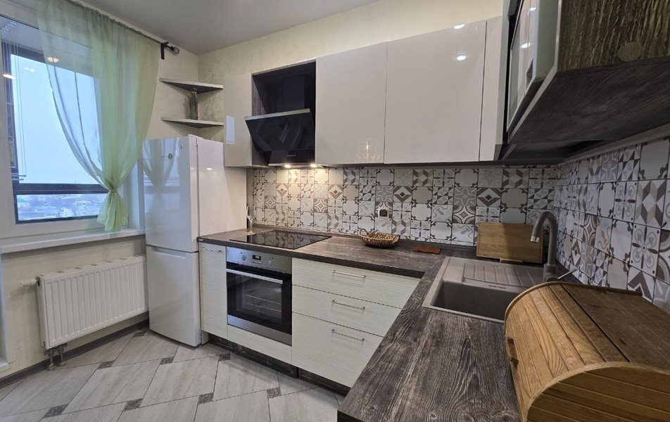Июльских Дней 1к1 2*