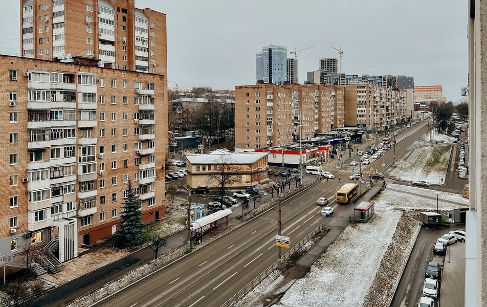 4 Угла на Максима Горького 157 3*