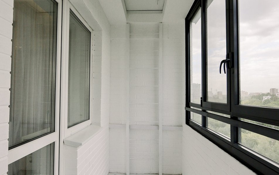 4 Угла на 1-й Подлесной 1 3*