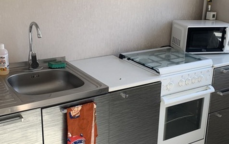 Счастливая матрешка на Дежнёвцев 7к1 2*