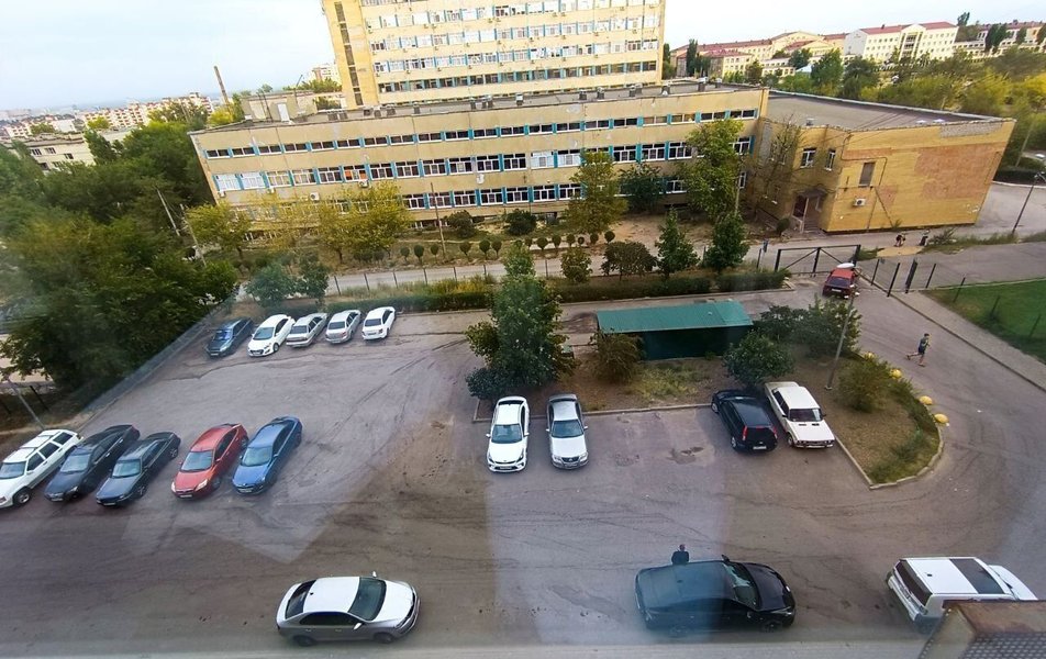 На Малиновского 4А 3*