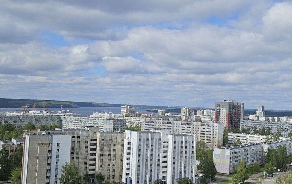 На Усманова 18Г 3*