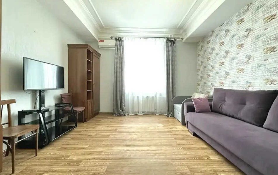 Авантаж на Кирова 26 3*