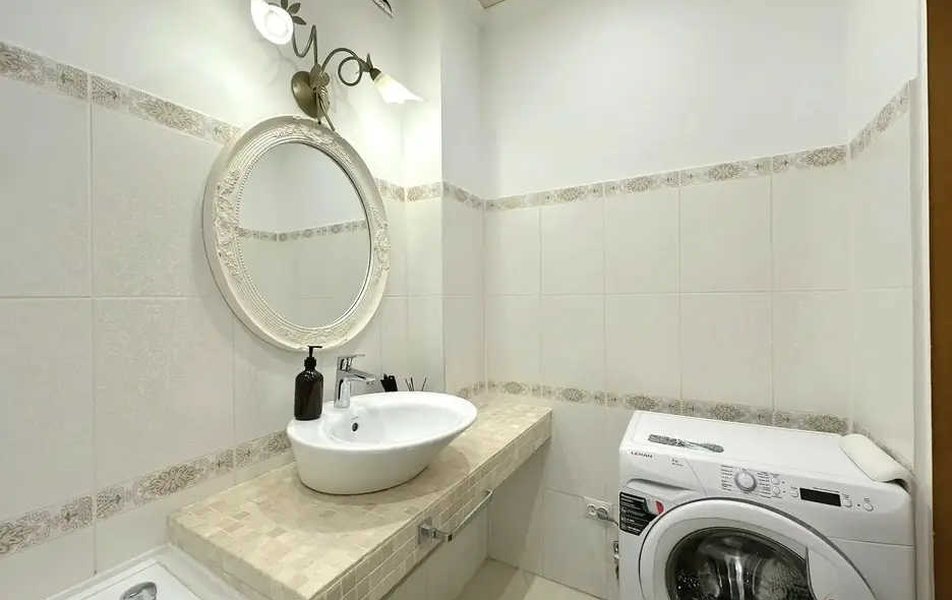 Авантаж на Кирова 26 3*