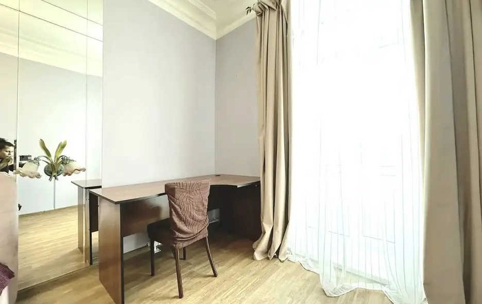 Авантаж на Кирова 26 3*