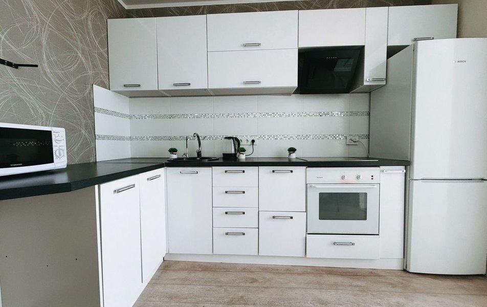 На Тамбовской улице 1Б 3*