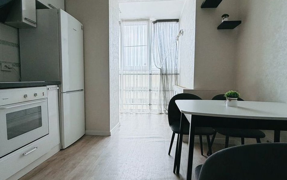 На Тамбовской улице 1Б 3*