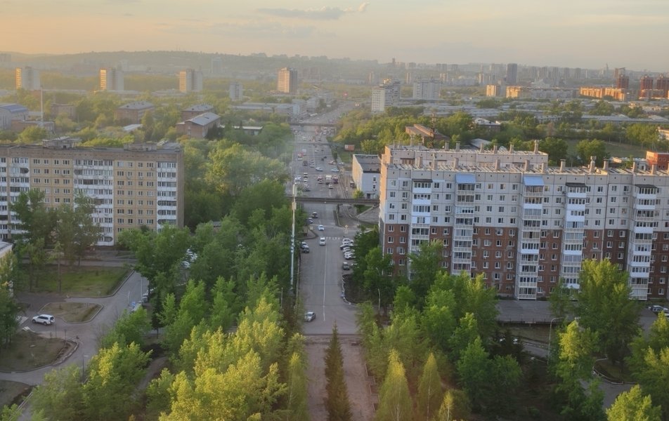 На Александра Матросова 30 3*