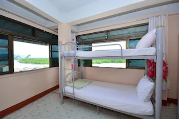Krabi Grand Hotel 2*