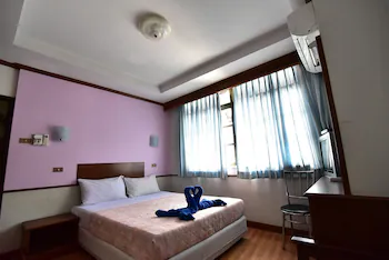 Krabi Grand Hotel 2*
