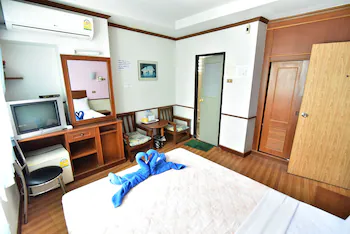 Krabi Grand Hotel 2*