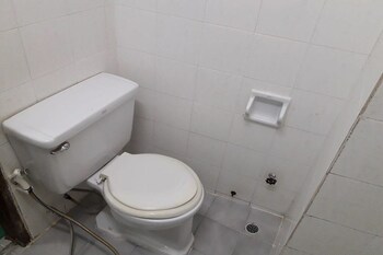 Krabi Grand Hotel 2*
