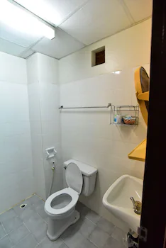 Krabi Grand Hotel 2*